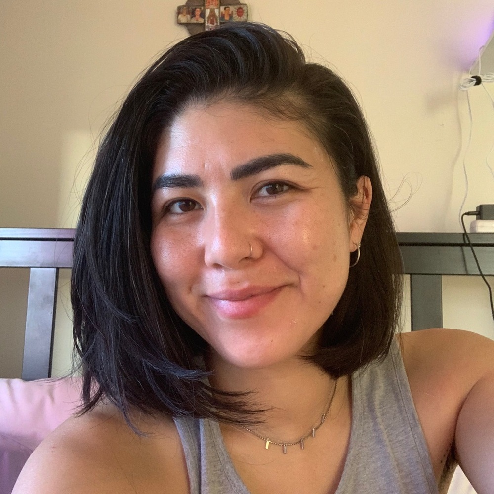 Meet your Posher, Lia